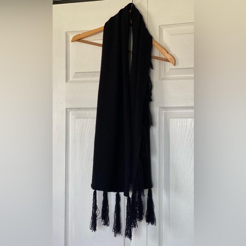 🌸 3 for $12 Women’s Scarf - Picture 5 of 5